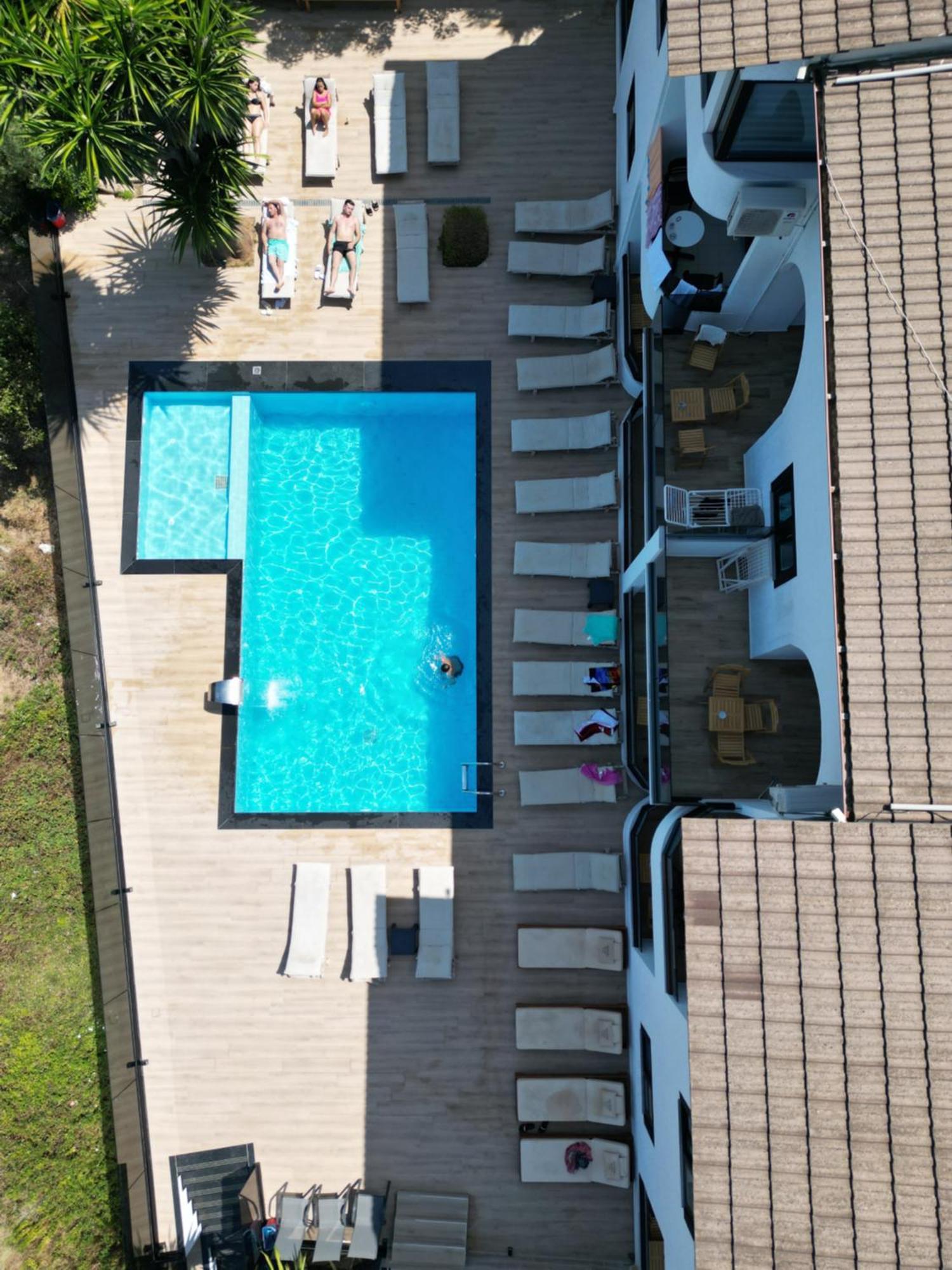 Hotel Vip Bujari Ксамил Екстериор снимка